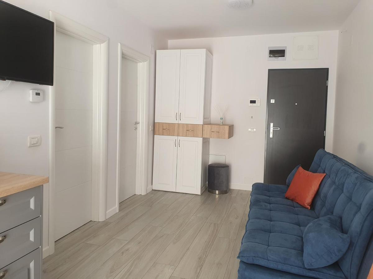 Ale House Apartment Орадеа Екстериор снимка