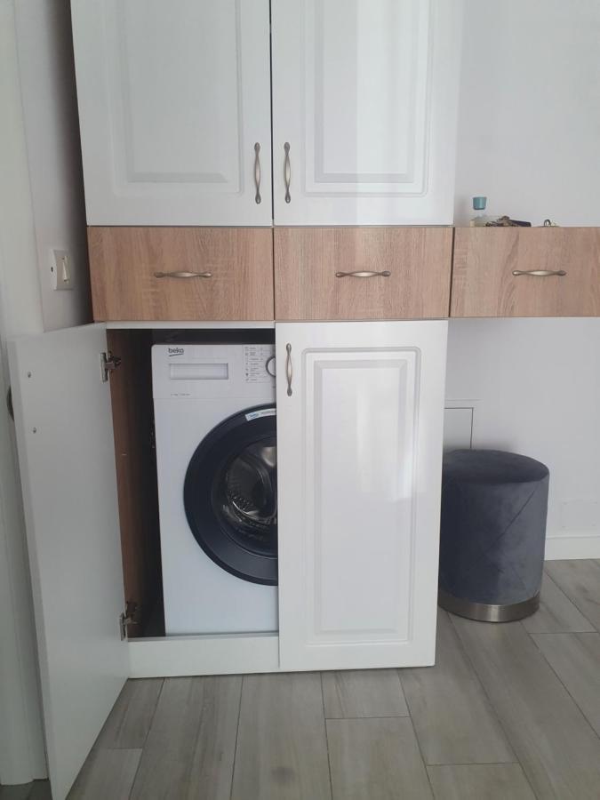 Ale House Apartment Орадеа Екстериор снимка